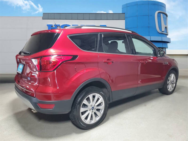 2019 Ford Escape SEL
