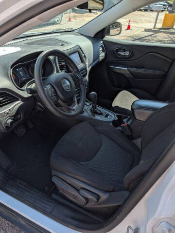 2020 Jeep Cherokee Latitude