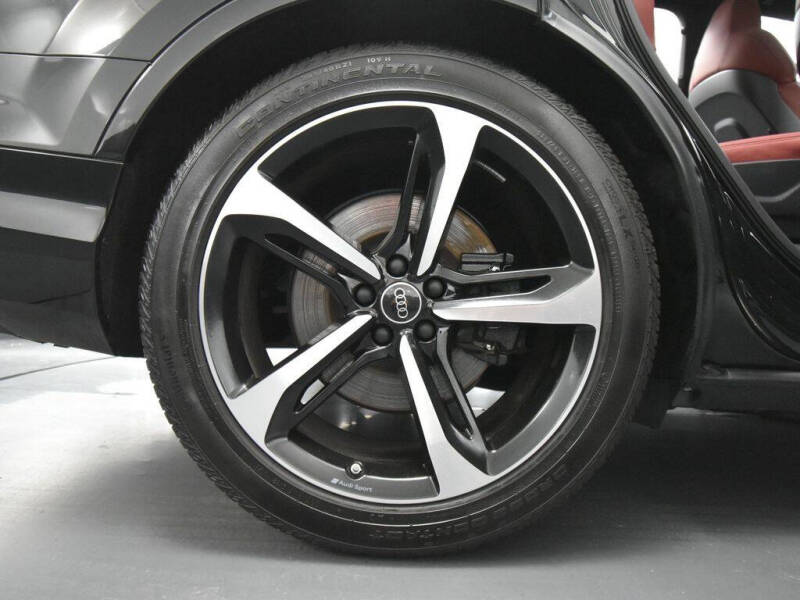 2024 Audi SQ7 4.0T quattro Premium Plus