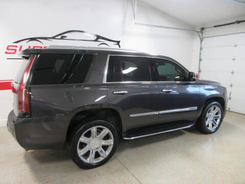 2017 Cadillac Escalade Luxury