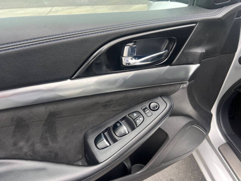 2016 Nissan Maxima 3.5 SR