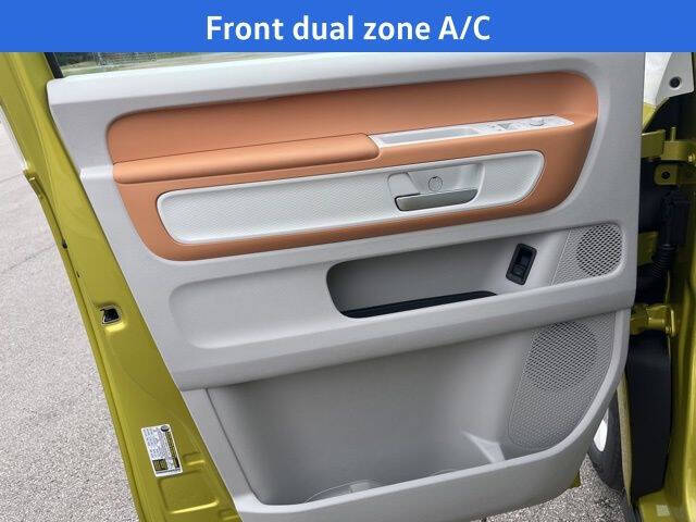 2025 Volkswagen ID. Buzz 1st Edition 4Motion