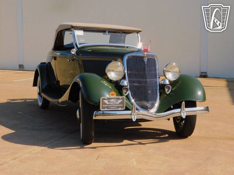 1934 Ford Roadster