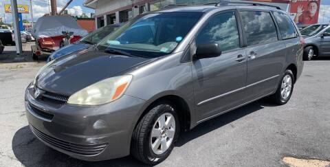 2005 Toyota Sienna for sale at All American Autos in Kingsport TN