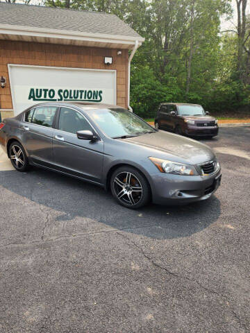 2009 Honda Accord for sale at Auto Solutions of Rockford in Rockford IL