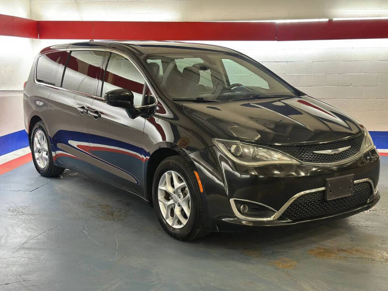 2018 Chrysler Pacifica Touring Plus