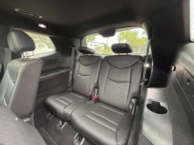 2022 Cadillac XT6 Luxury