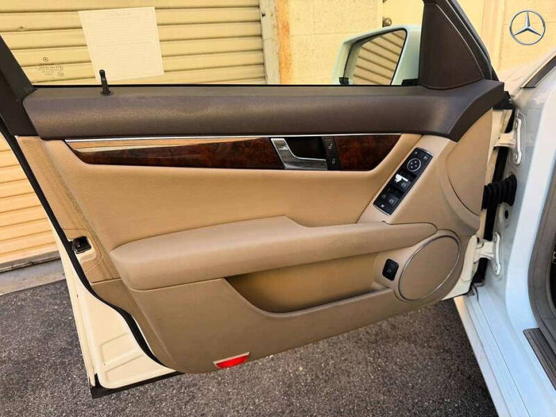 2010 Mercedes-Benz C-Class