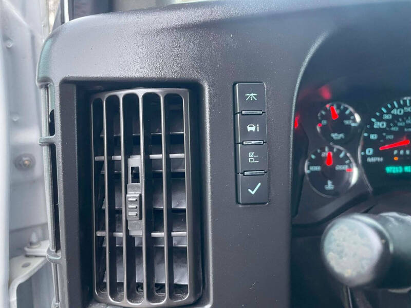 2020 Chevrolet Express 2500