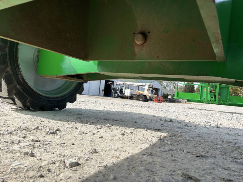 2014 Genie S-65 Boom / Manlift