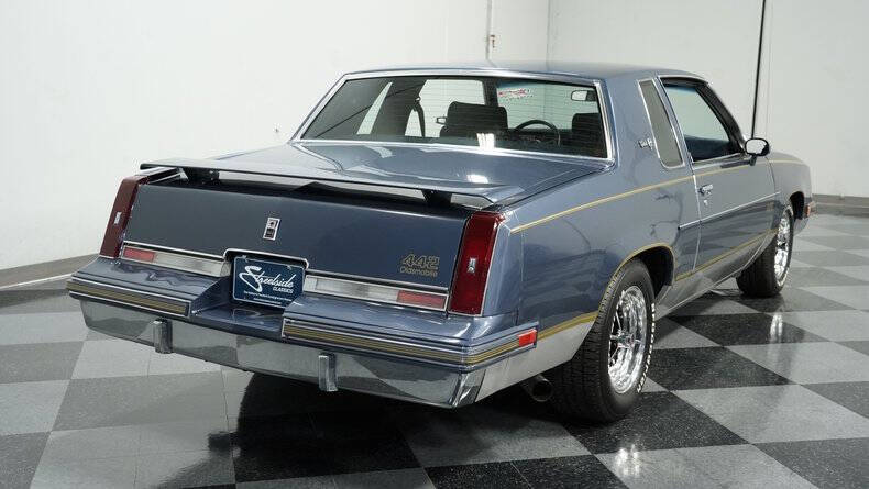 1984 Oldsmobile Cutlass Supreme