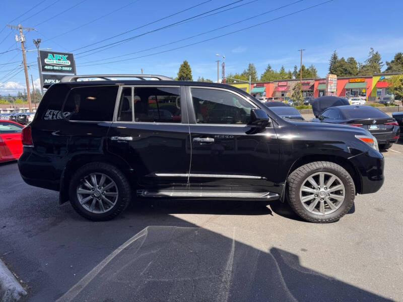 2011 Lexus LX 570