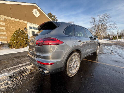 2016 Porsche Cayenne S E-Hybrid