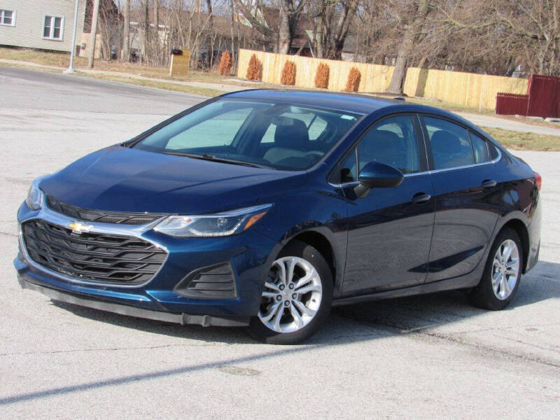 2019 Chevrolet Cruze for sale at Highland Luxury in Highland IN