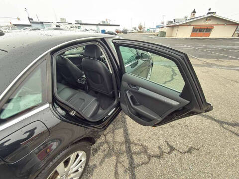 2010 Audi A4 2.0T quattro Premium Plus