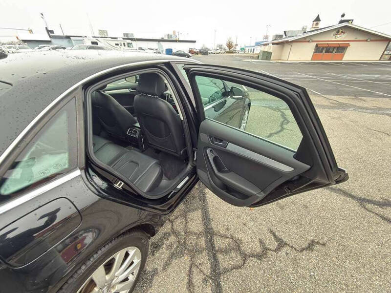 2010 Audi A4 2.0T quattro Premium Plus