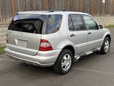 2002 Mercedes-Benz M-Class ML 320