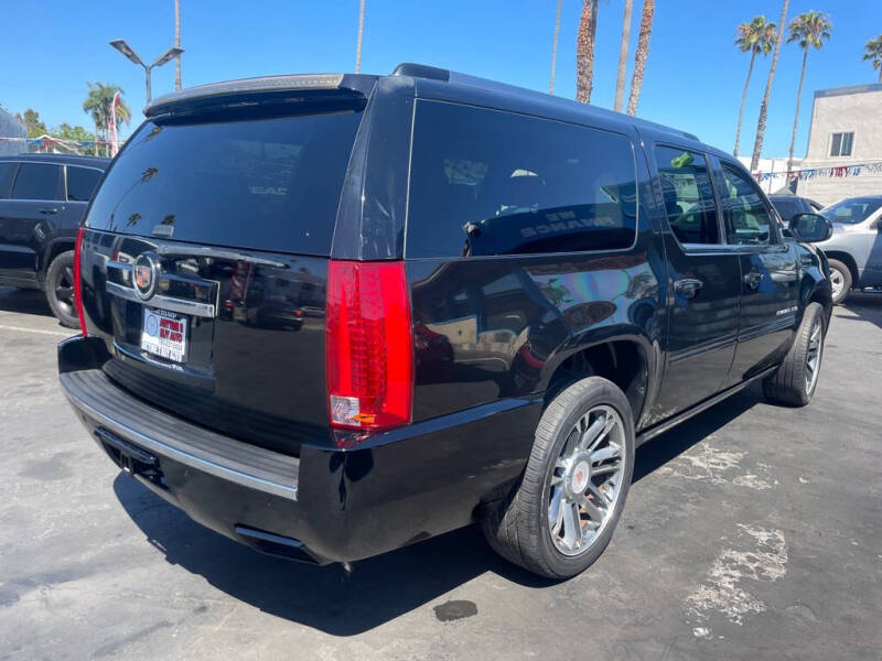 2013 Cadillac Escalade ESV Premium