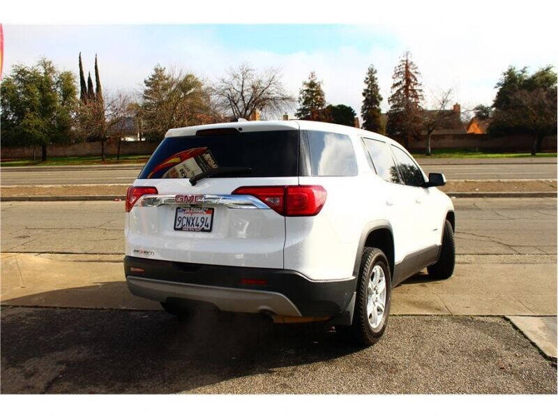 2017 GMC Acadia SLE-1
