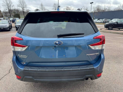 2023 Subaru Forester Premium