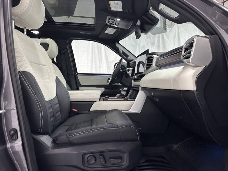 2024 Toyota Sequoia Capstone