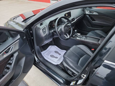 2018 Mazda MAZDA3 Touring