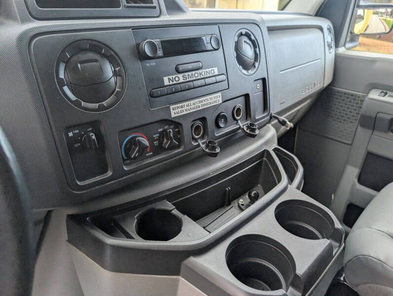 2019 Ford E-Series E-450 SD