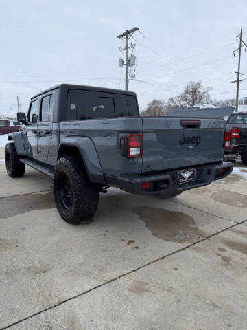 2024 Jeep Gladiator Sport S