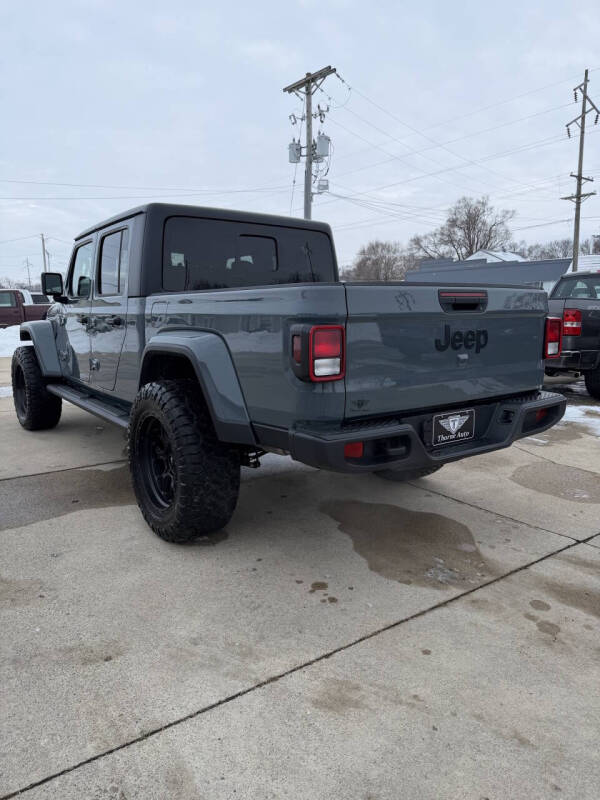 2024 Jeep Gladiator Sport S