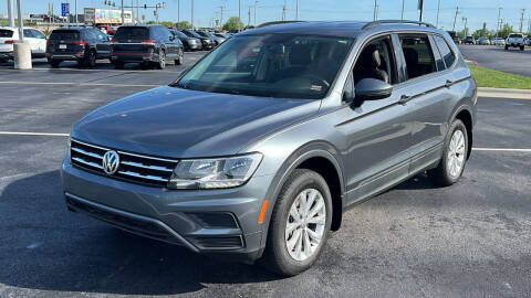 2020 Volkswagen Tiguan for sale at Napleton Autowerks in Springfield MO