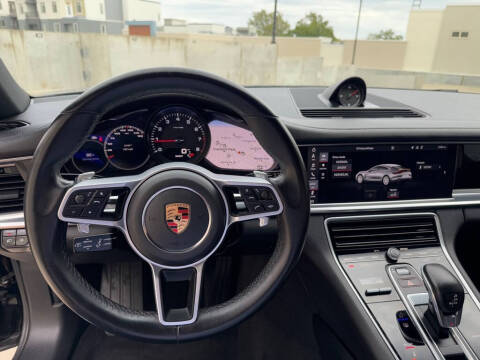 2020 Porsche Panamera 4