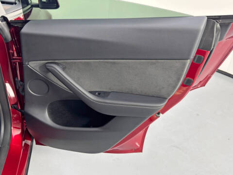 2024 Tesla Model Y Performance