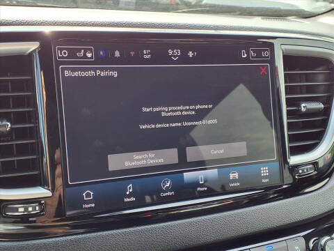 2025 Chrysler Pacifica Select
