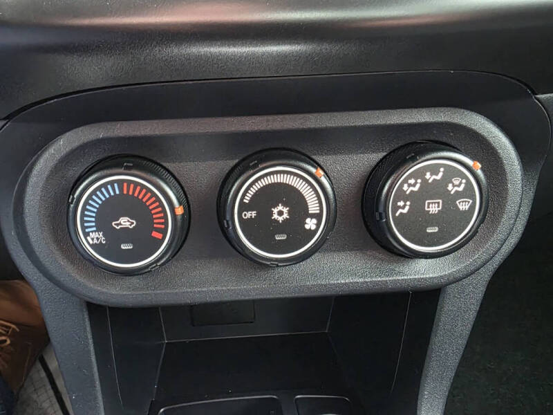 2015 Mitsubishi Lancer ES