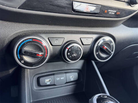 2023 Hyundai Venue SE