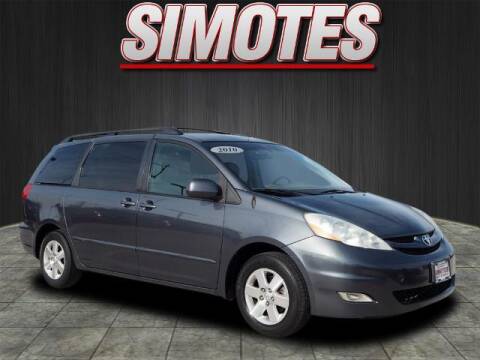 2010 Toyota Sienna for sale at SIMOTES MOTORS in Minooka IL