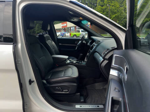 2016 Ford Explorer Sport