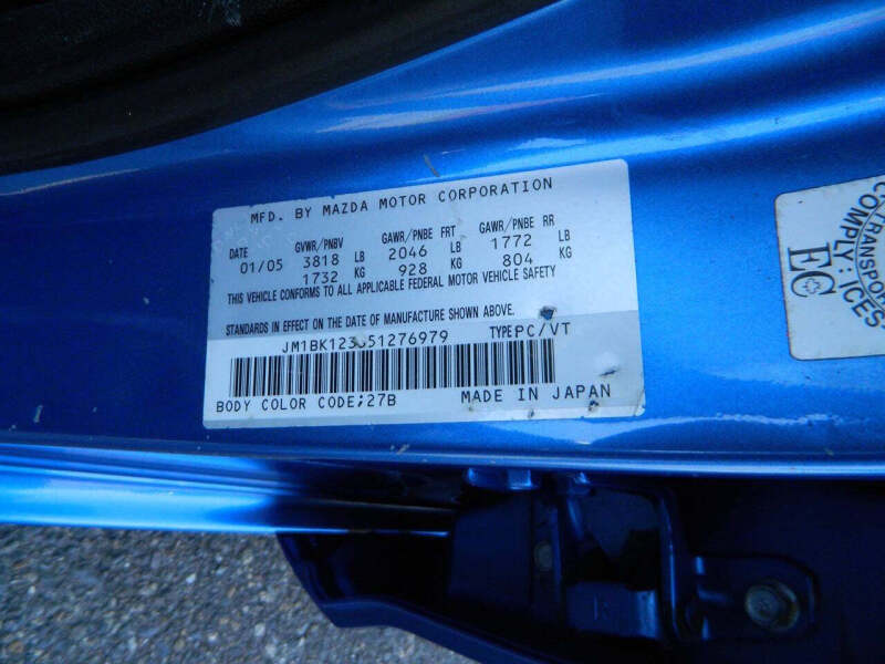 2005 Mazda MAZDA3 s