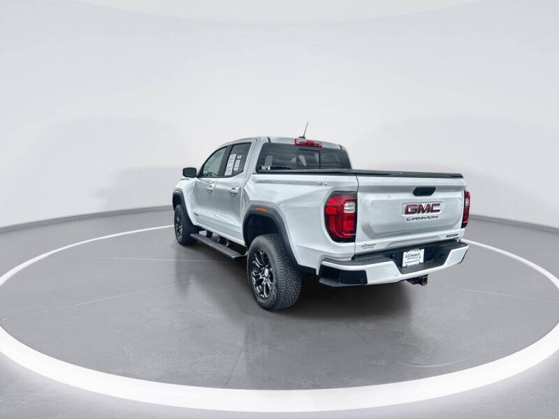 2023 GMC Canyon Elevation