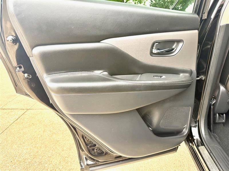 2022 Nissan Murano SL