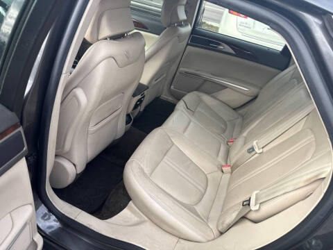 2016 Lincoln MKZ