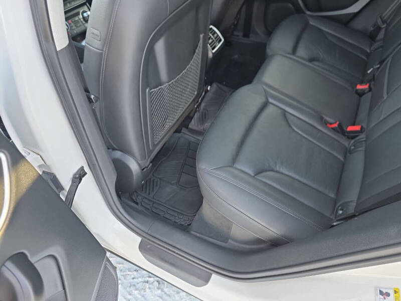 2017 Audi Q3 2.0T quattro Premium