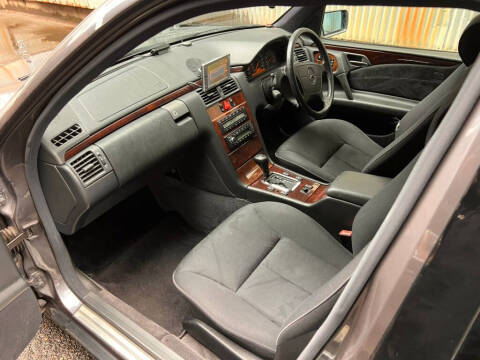 1996 Mercedes-Benz E-Class E 320