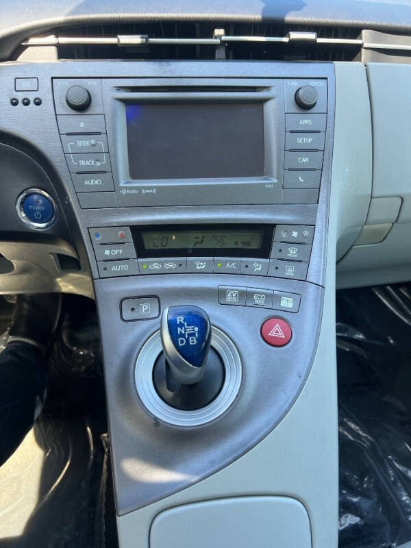 2015 Toyota Prius Three