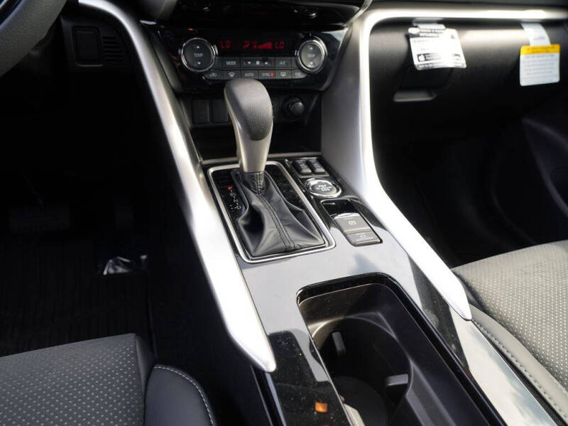 2026 Mitsubishi Eclipse Cross SE