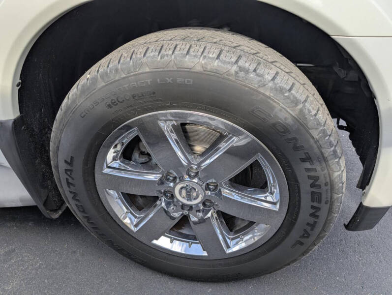 2014 Nissan Armada Platinum