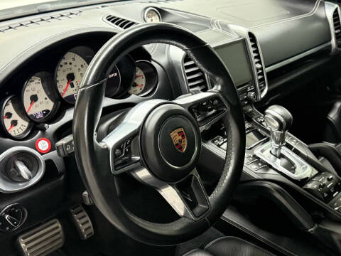 2018 Porsche Cayenne GTS