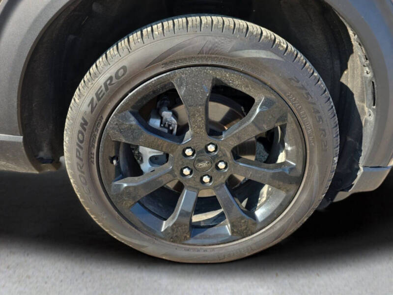 2024 Ford Explorer ST-Line