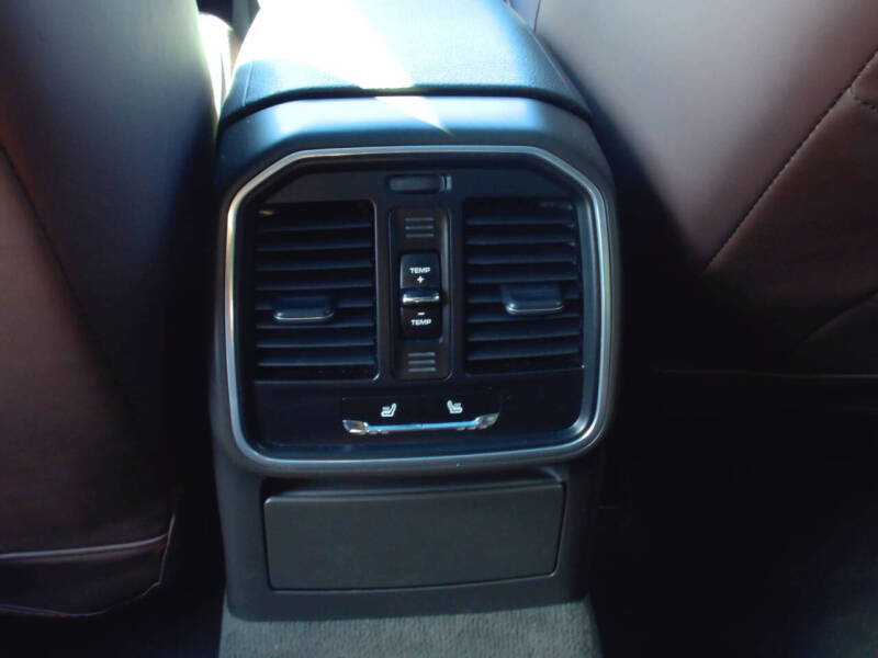 2017 Porsche Macan S