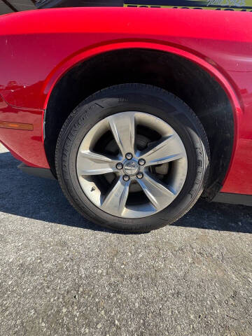 2022 Dodge Challenger SXT